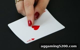 线上体彩玩家必学：双色球与牛牛游戏的时间掌控诀窍